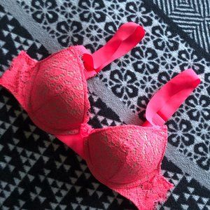 VS Pink Lace Bondage Push Up Bra 34B